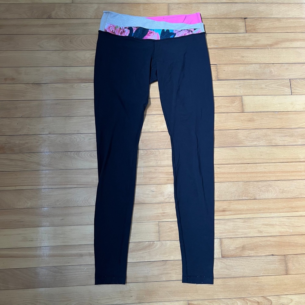 Lululemon Black Yoga Leggings Floral Pink Grey Rollover Waist Size 8 Low Rise